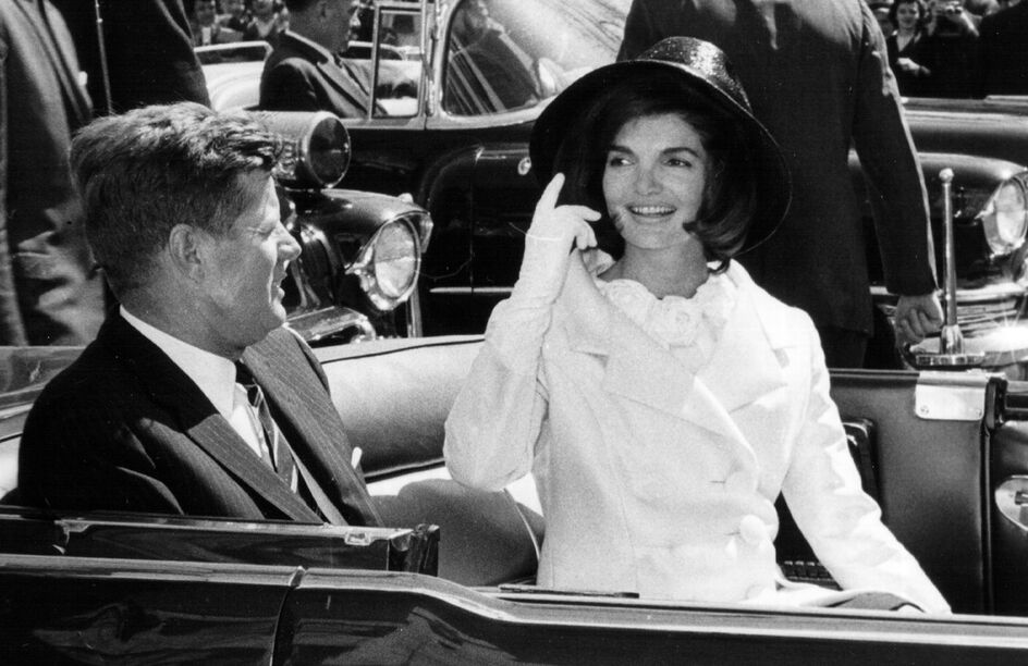 25 anos sem Jackie Kennedy Onassis em 10 lições de estilo