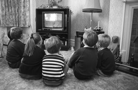 ON/OFF: quando desligar o botão da TV das crianças