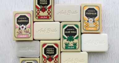 Ach Brito celebra 100 anos com edições especiais