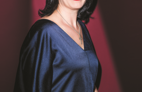 Elvira Fortunato: "As mulheres, embora existam em maior número, não chegam a posições de chefia"