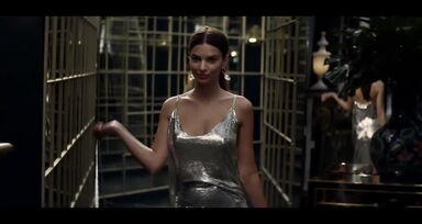 Emily Ratajkowski: “As mulheres são uma das coisas que mais me apaixona”