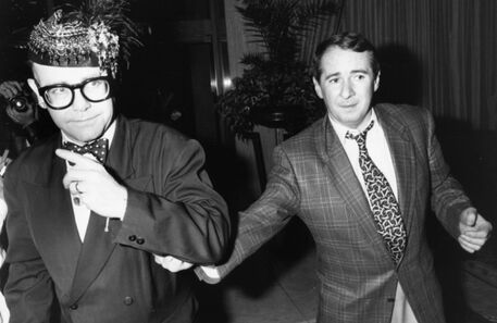 A tumultuosa relação de Elton John e John Reid