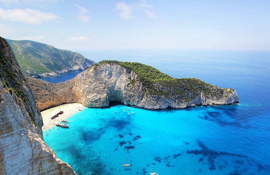 As 14 praias que não podem faltar na sua bucket list