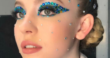 ‘Euphoria’, da HBO, transforma a maquilhagem experimental em fenómeno 