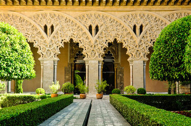 Sozinha ou acompanhada, visite Aragão. vai ser uma experiência inesquecível!