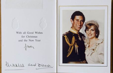 Os postais de Natal da família real britânica ao longo dos anos