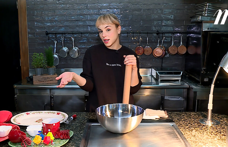 Filipa Areosa ensina a fazer bolachas de canela vegan