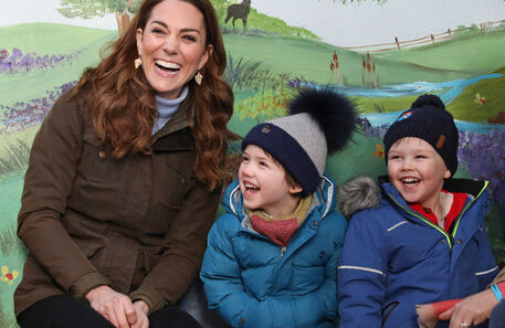“Não fui das grávidas mais felizes”. Kate Middleton pela primeira vez num podcast sobre maternidade
