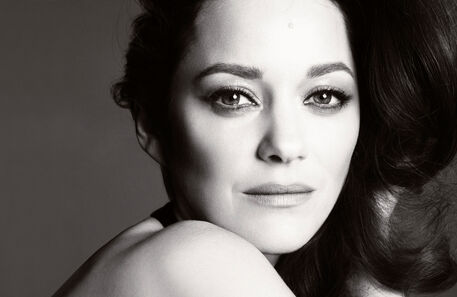Marion Cotillard é o novo rosto do icónico Chanel nº.5