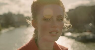 Rianne Van Rompaey para a Chanel