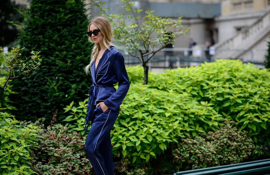 40 celebridades em pijama para se inspirar durante a quarentena