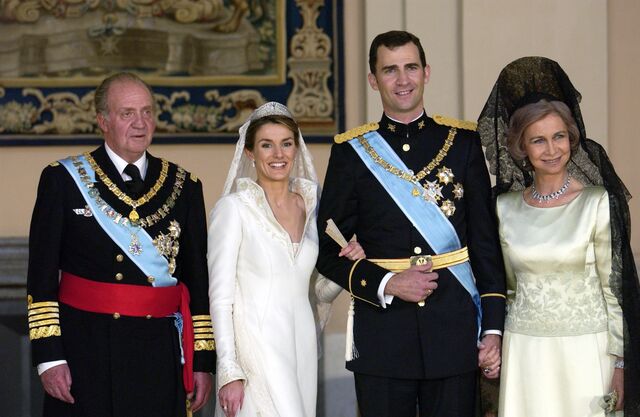 Juan Carlos e Sofia da Grécia, junto a Letizia e Filipe VI