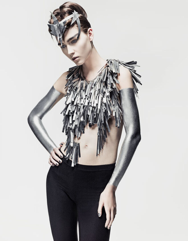 Kinga com alguns dos acess?rios de Valentim Quaresma