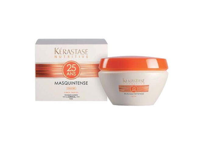 Masquintense, K?rastase Paris. A tecnologia Nutritive Gluco-Activa nutre o cabelo desde a raiz (? 29,70).