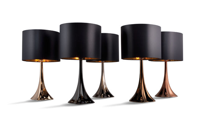 Candeeiros de mesa Young Tree metálicos, design de Damien Langlois-Meurinne.