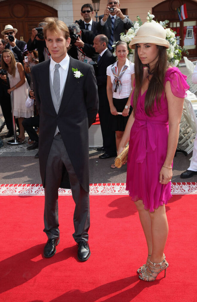 O filho mais novo da Princesa Carolina do Mónaco, Pierre Casiraghi com a namorada Beatrice Borromeo.