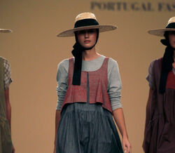 TM Collection by Teresa Martins - Portugal Fashion Abstrart