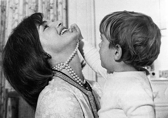 Jacqueline Kennedy: Um verdadeiro ícone de estilo