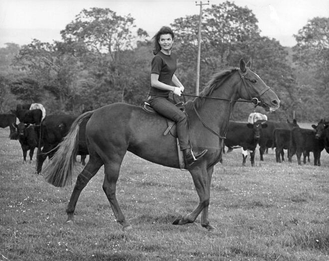 Jacqueline Kennedy: Um verdadeiro ícone de estilo