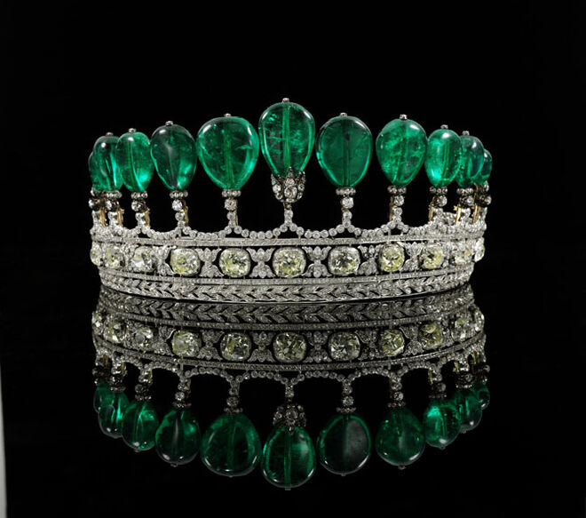 No leilão Magnificent &amp; Noble Jewels da Sotheby's em Genebra (2011).