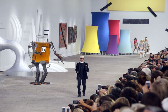 Vamos contar-lhe um segredo