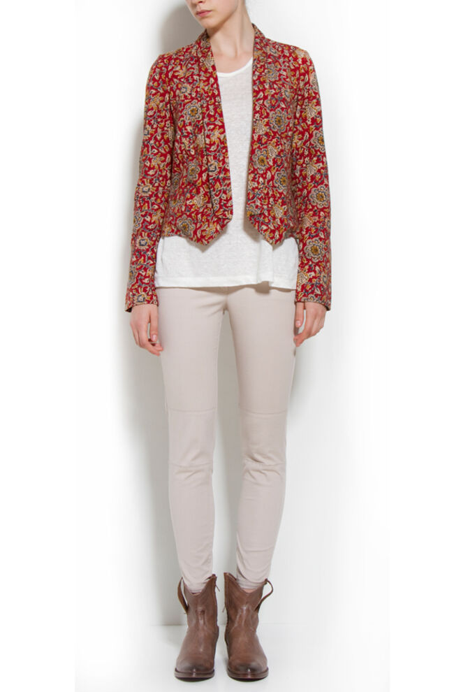 Mango apresenta nova coleção