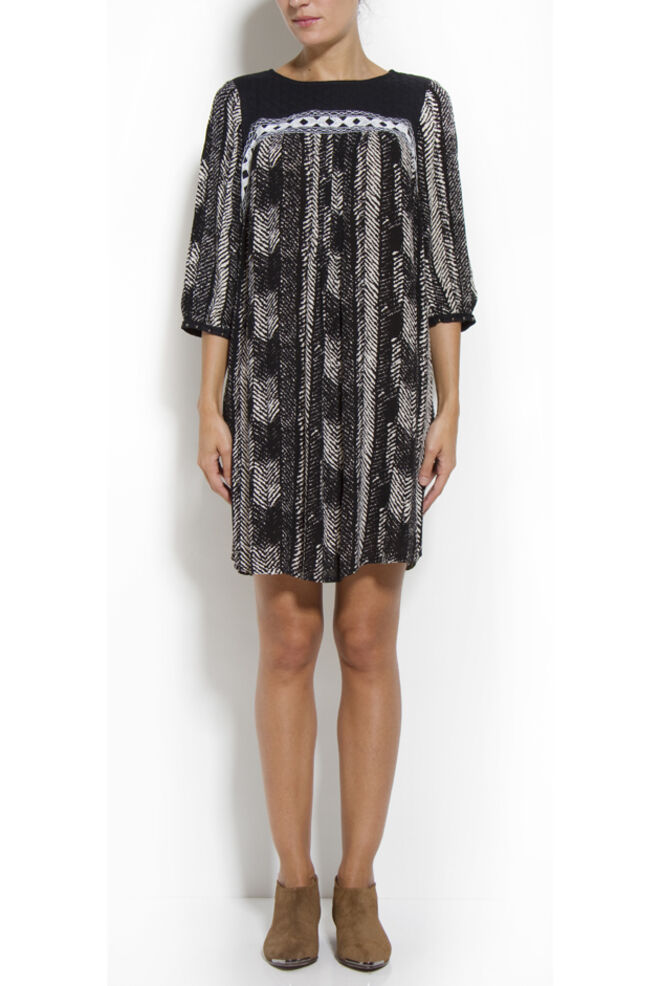 Mango apresenta nova coleção