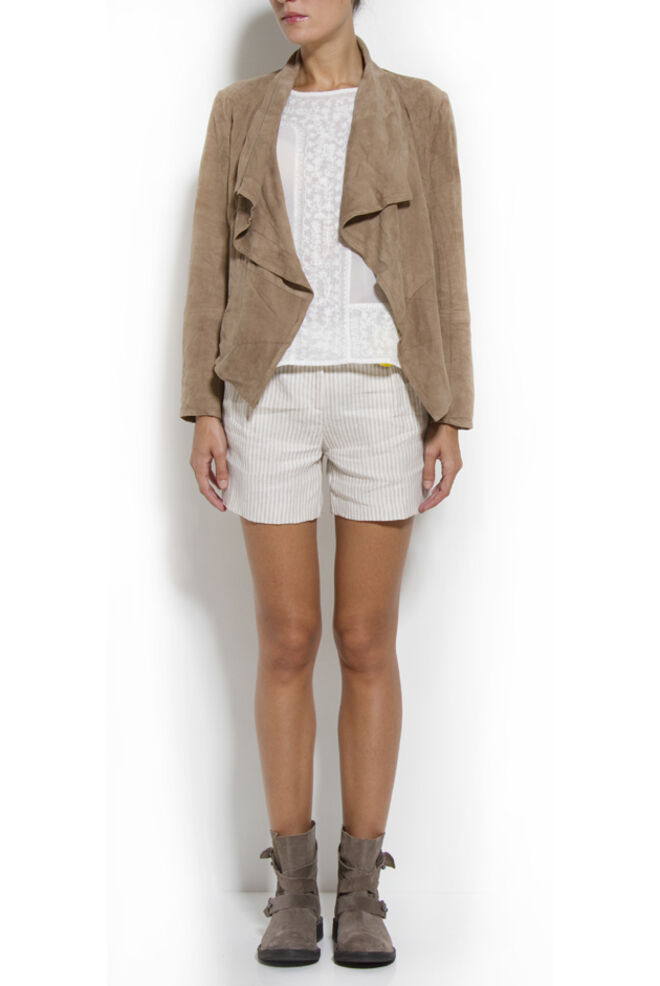 Mango apresenta nova coleção