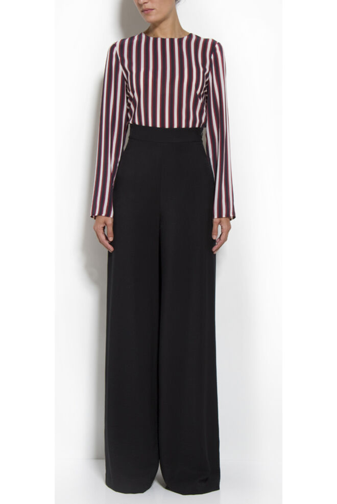 Mango apresenta nova coleção