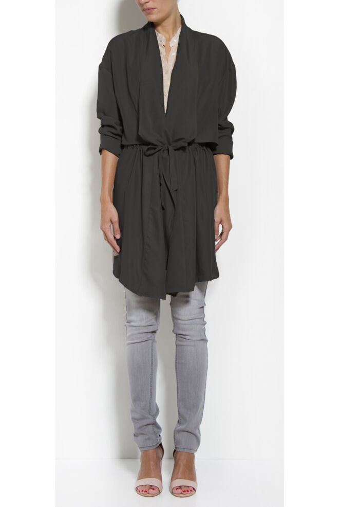 Mango apresenta nova coleção