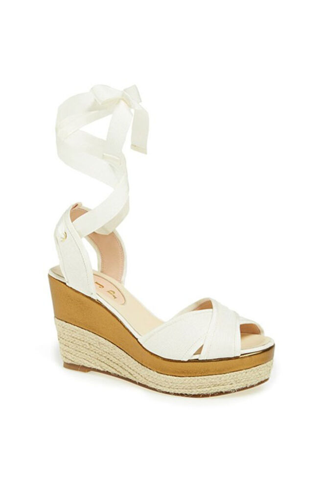 Sapatos SJP: Uma paixão da ficção à realidade