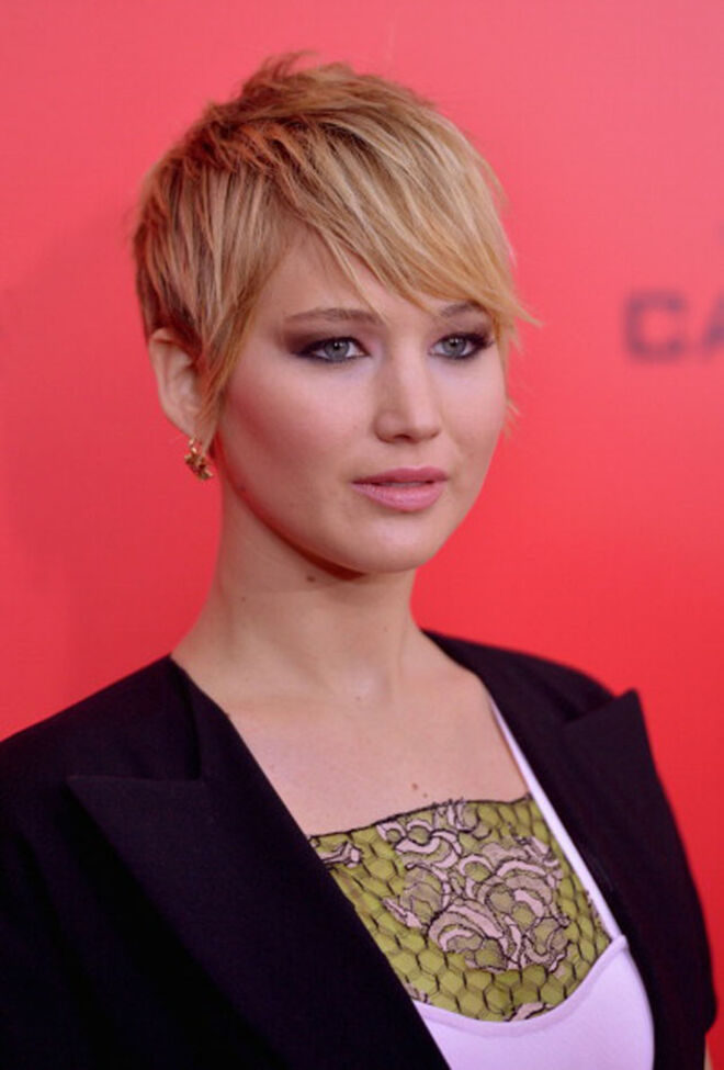 Pixie escadeado com navalha