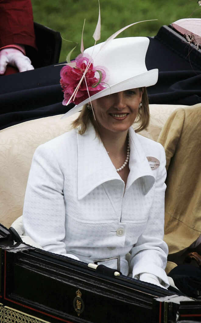 Sophie Rys Jones | 2005