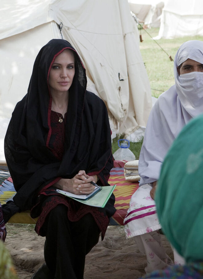 O Lado Humanitário de Angelina