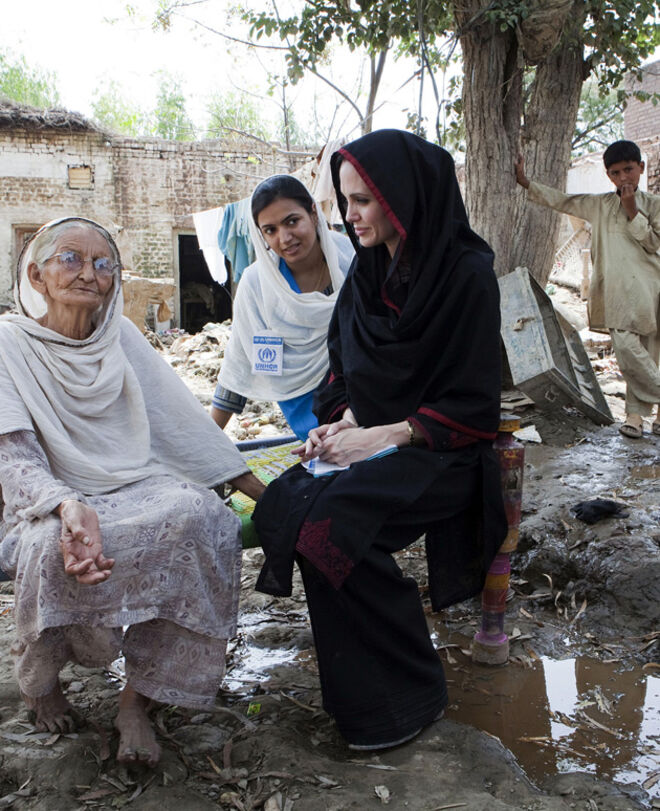 O Lado Humanitário de Angelina