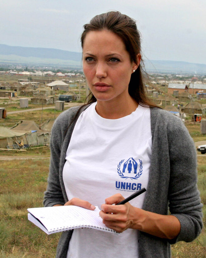 O Lado Humanitário de Angelina