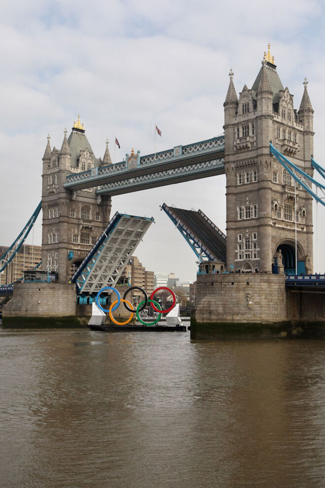120 anos de Tower Bridge