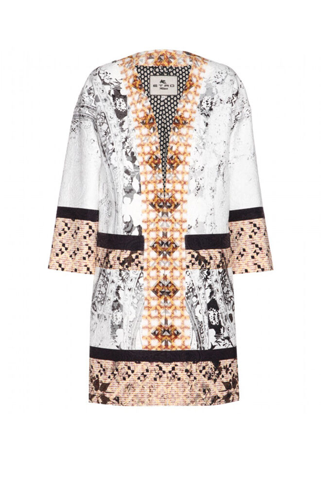 Quimonos e biquínis: a dupla deste verão 