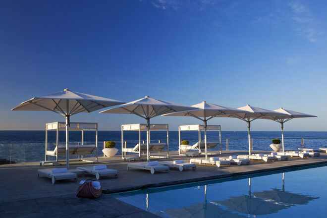 15 piscinas para mergulhar neste verão