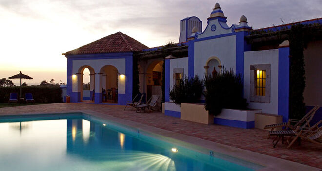 15 piscinas para mergulhar neste verão