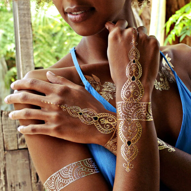 A moda das tatuagens