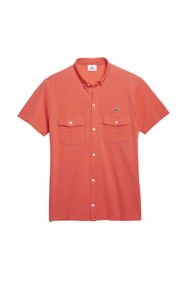 O polo da Lacoste é um símbolo da alfaiataria desde os meus 13 anos e continua a ser tão bom como era na altura.