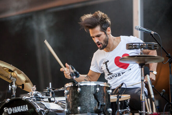 Linda Martini nas margens do Taboão