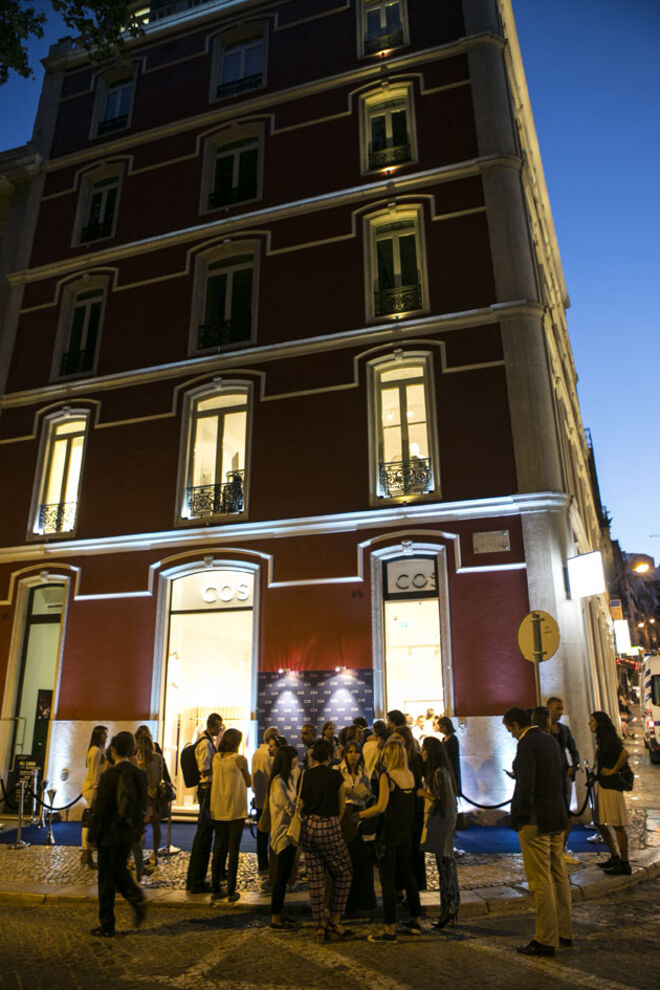 COS inaugura a primeira loja em Portugal