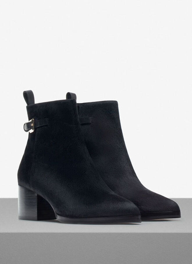 Os botins ideais para usar com skinny jeans