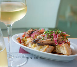 Vítor Sobral inaugura a ‘Taberna da Esquina’