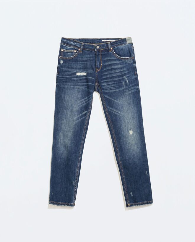 Calças em ganga, €39.95, Zara