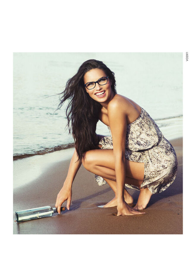 Adriana Lima para Vogue