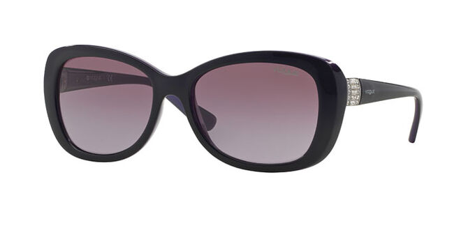 Adriana Lima para Vogue