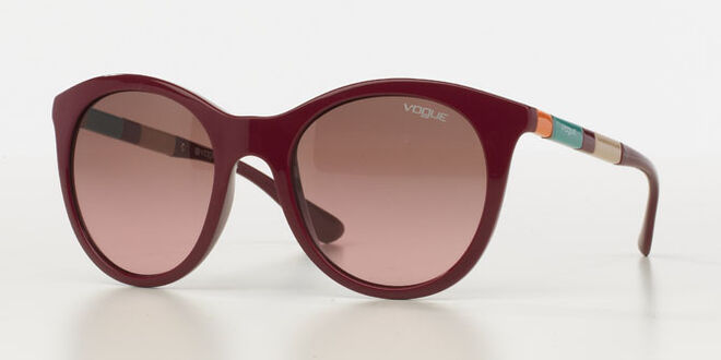 Adriana Lima para Vogue